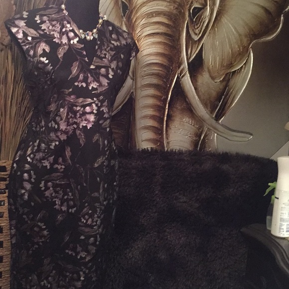 🆕  🌹 Dress 👗 - Picture 2 of 6